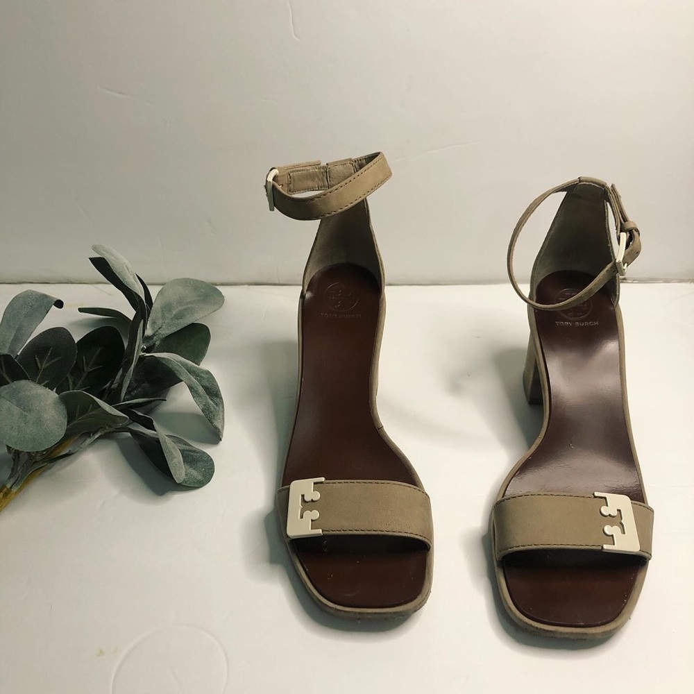 Tory Burch Suede Gabrielle block heel - Picture 2 of 8